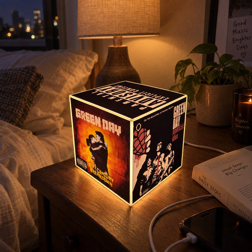 Cube Lamp - Green Day - lifestyle photo